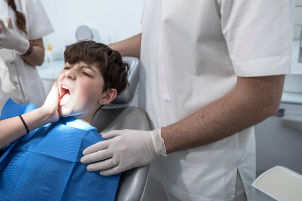 Best Emergency Dental Care for Broken or Chipped Teeth in Agoura Hills, CA